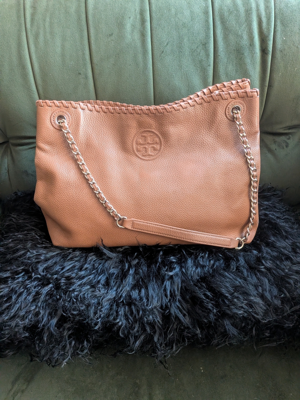 Tory Burch Marion Leather Chain Slouchy Shoulder Tote Bag – Tan/Bark - Picture 2 of 14